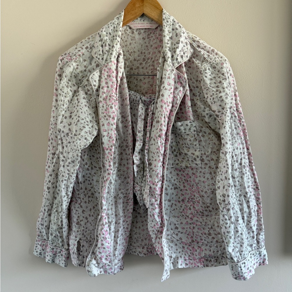 Victoria’s Secret White & Pink Floral Pajama Set | Button-Up Long Sleeve | Cozy